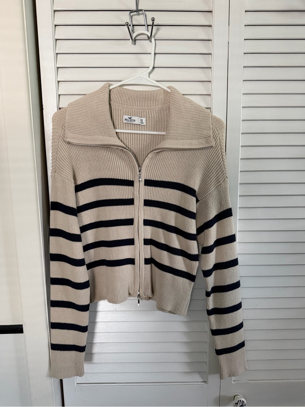 Hollister Beige and Navy Striped Zip-Up Cardigan